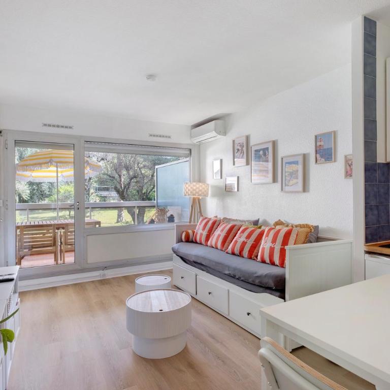 Appartement cosy à Antibes-Piscine - Appartement 1 Chambre - Vue sur Jardin - 4