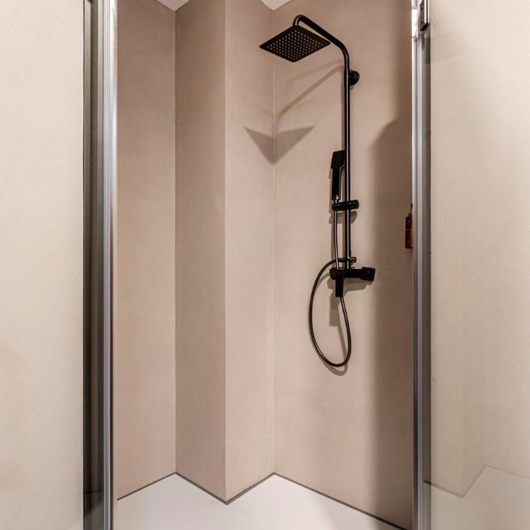 Nalu Ruzafa Boutique Rooms - Basic Triple Room - 5