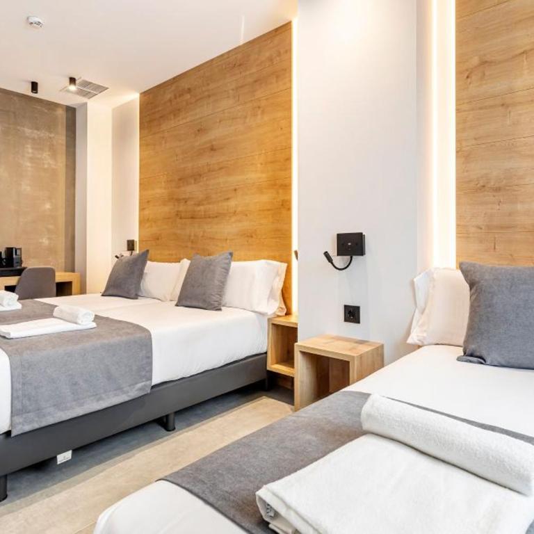 Nalu Ruzafa Boutique Rooms - Basic Triple Room - 8