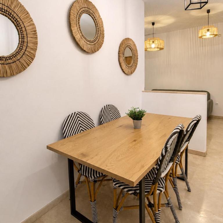 Diseño y confort junto a la Muralla de la Macarena - Appartement 2 Chambres - 14