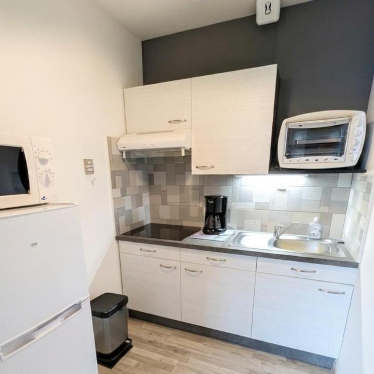 Centrally located apartment 50m from the beach - Monolocale - 10