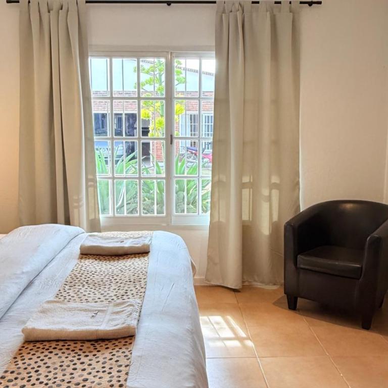 G6 Monoambiente King con Cochera en Villa Ángela - Estudio con cama extragrande - 12