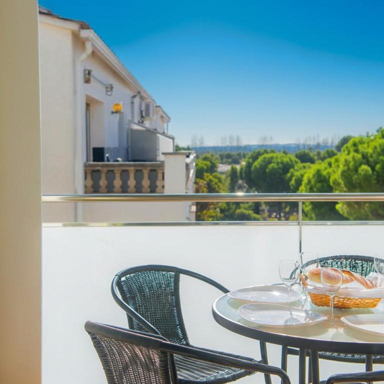 WELCS APARTAMENTO 388 EMP con terraza y vistas - Apartment - 19