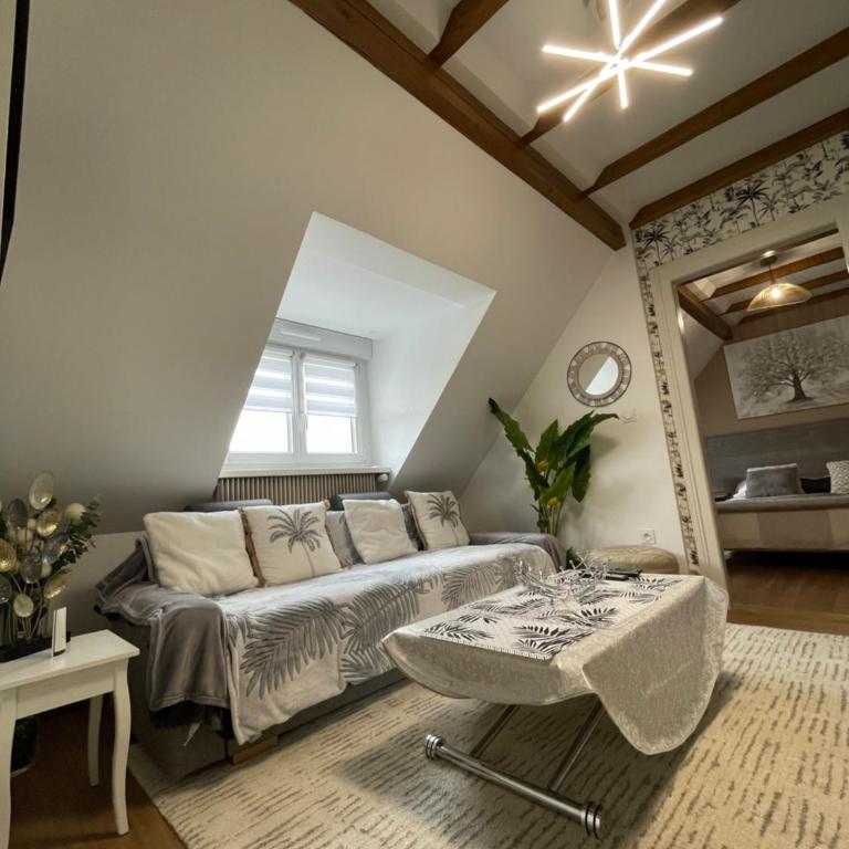 Confortable F4 Strasbourg - Three-Bedroom Apartment - 9