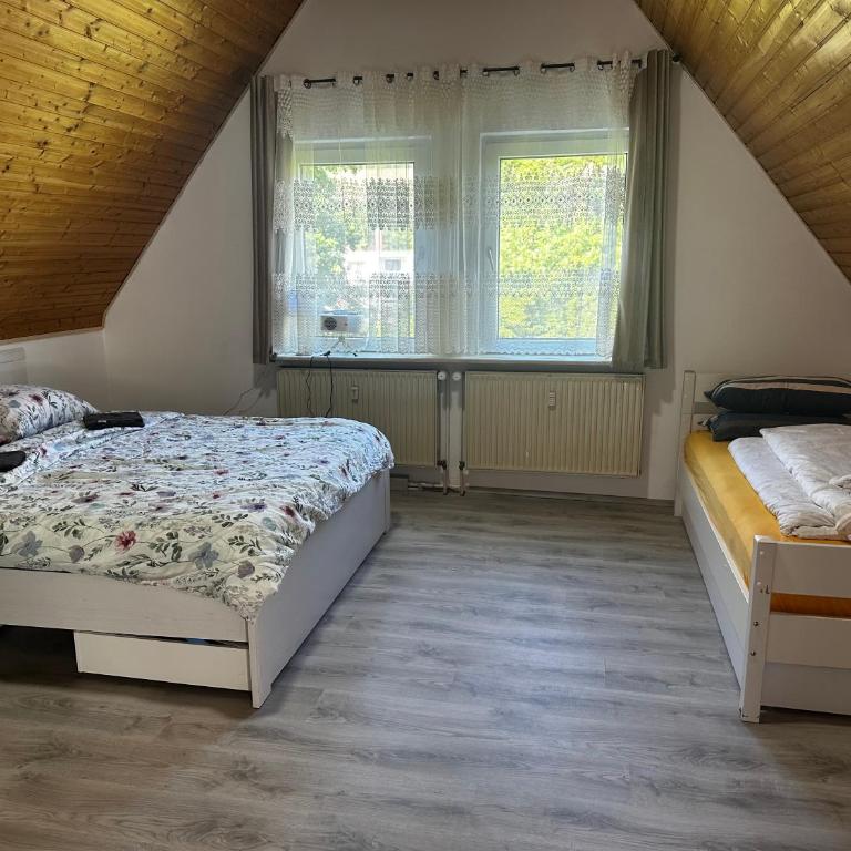 4 Room Apartment with Balkon in Heidingsfelds Center - Apartment mit 2 Schlafzimmern - 6