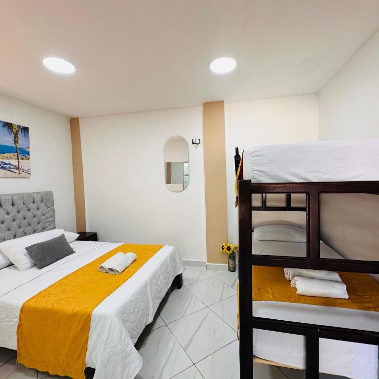 HOTEL HERMOSO CARIBE - Habitación Cuádruple con baño privado - 3