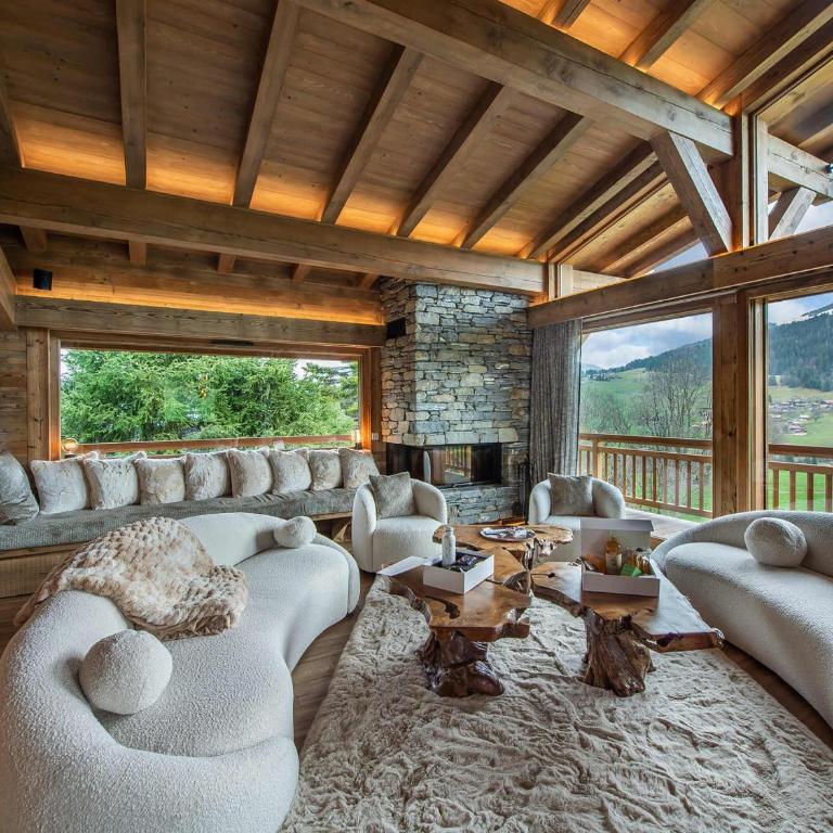 Chalet moderne avec piscine intérieure et hammam - FR-1-569-76 - Chalet - 1