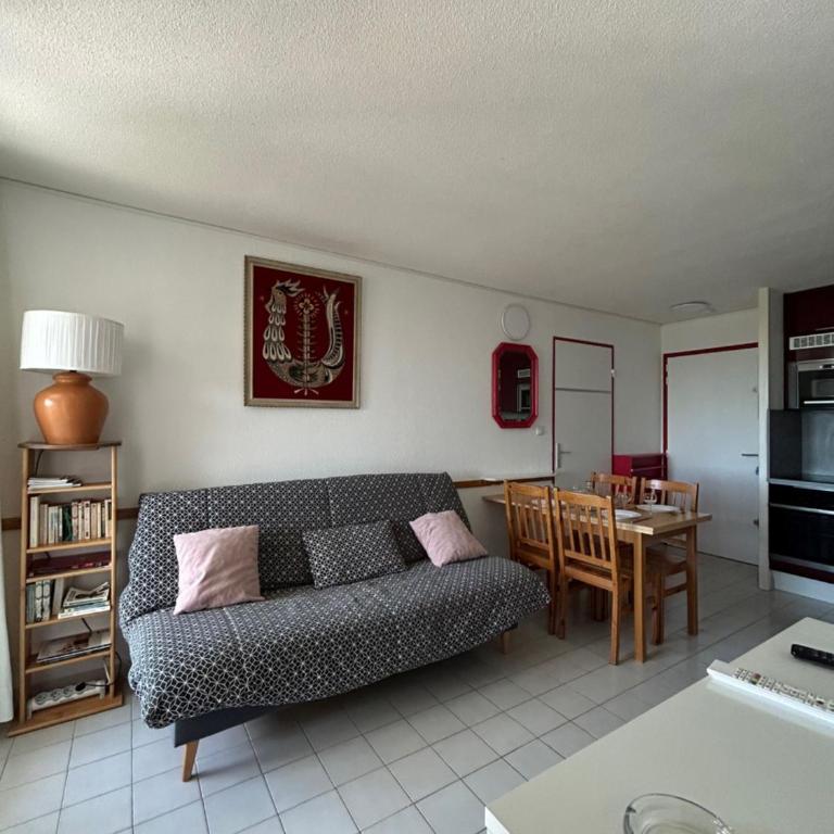 Vittoria Immobilier 3 - REGLEMENT SUR PLACE - chèques vacances acceptés - Apartment with Terrace - 3