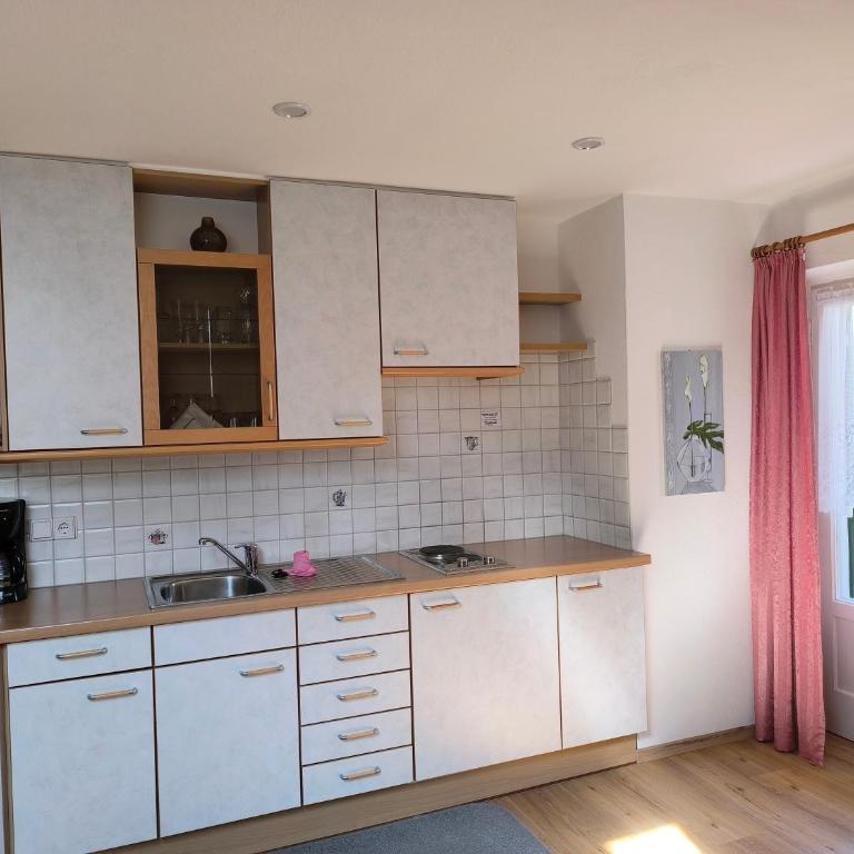 Haus Bernhard - Appartamento Deluxe con 2 Camere da Letto e Vista Giardino - 8