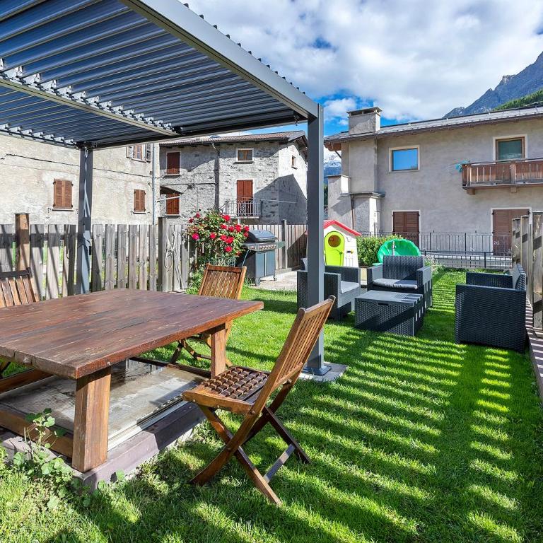 Giuly's Home Luxury - Appartamento con 2 Camere da Letto e con Vista Montagna - 23
