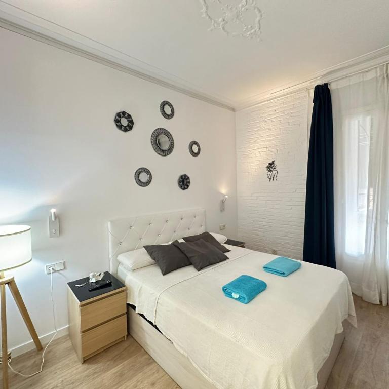 Alojamiento Flor - Triple Room with Shared Bathroom - 3