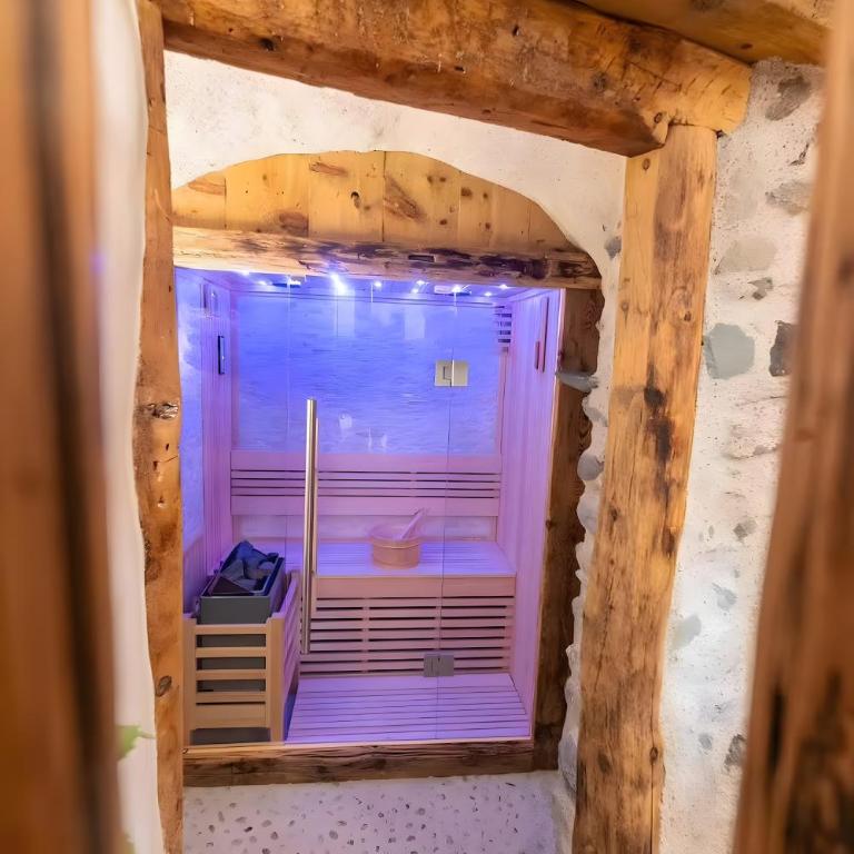 Giuly's Home Luxury - Appartamento con 2 Camere da Letto e con Vista Montagna - 19