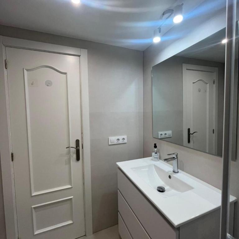SERVICE APART LAZARO- Apartamentos Aguamarina 22 - Apartment mit 1 Schlafzimmer - 22