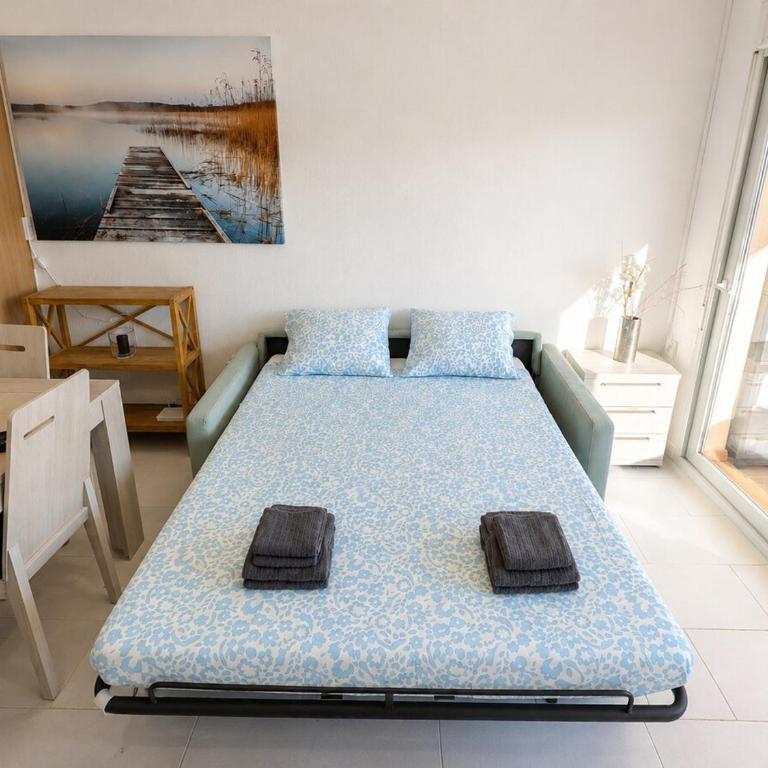 Studio in Peñismar I - On the beachfront - One-Bedroom Apartment - 10