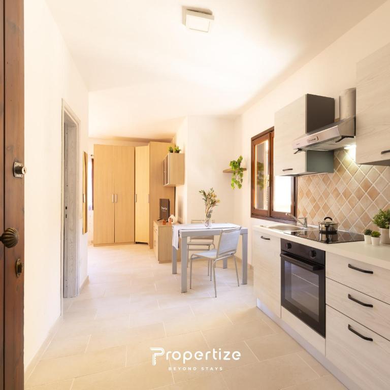 Studio Aura by Propertize - centro Olbia - Apartamento Estudio con balcón - 1