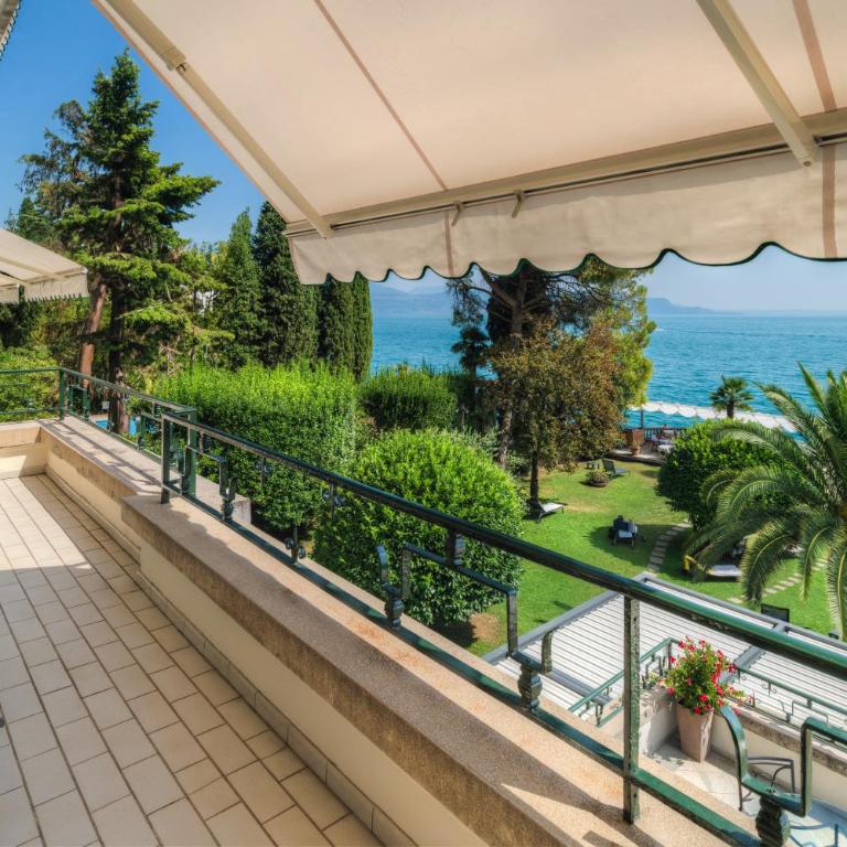 Hotel Villa Capri - Junior Suite con Vista Lago - 4