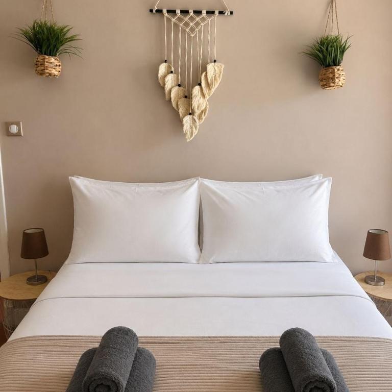 Le Central Riviera - Antibes Centre - Climatisé Plage & Gare à 10 min - Appartement 1 Chambre - 1
