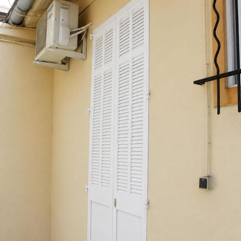 Le Central Riviera - Antibes Centre - Climatisé Plage & Gare à 10 min - Appartement 1 Chambre - 13