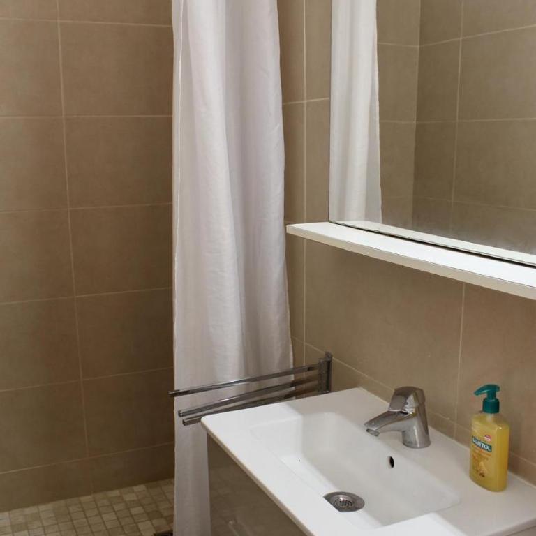 Le Central Riviera - Antibes Centre - Climatisé Plage & Gare à 10 min - Appartement 1 Chambre - 10