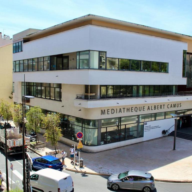 Le Central Riviera - Antibes Centre - Climatisé Plage & Gare à 10 min - Appartement 1 Chambre - 12