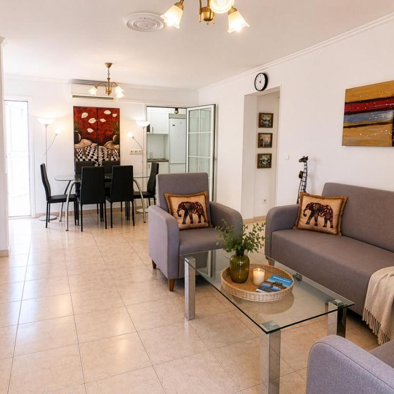 Casa Ganesh, Puerto del Carmen - 8 mins walk to the beach - Appartamento - Piano Terra - 11