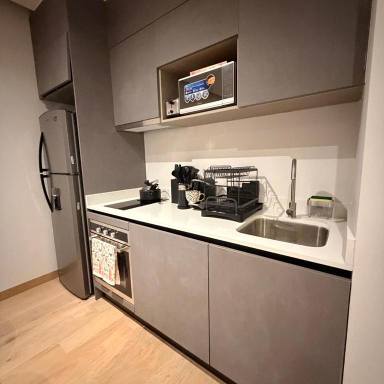 Lujo en Zona Rosa Amenidades GYM y Jacuzzi en Terraza - Apartamento de 1 dormitorio - 4