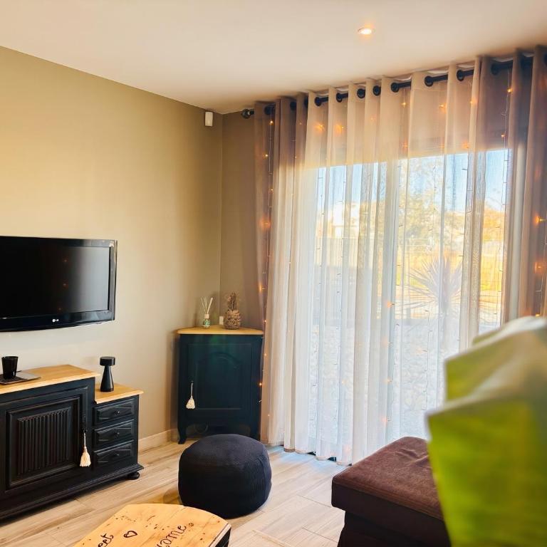 Villa Palmiers 5 min de la Mer, confortable 4 Personnes, parking free, - Two-Bedroom Villa - 46
