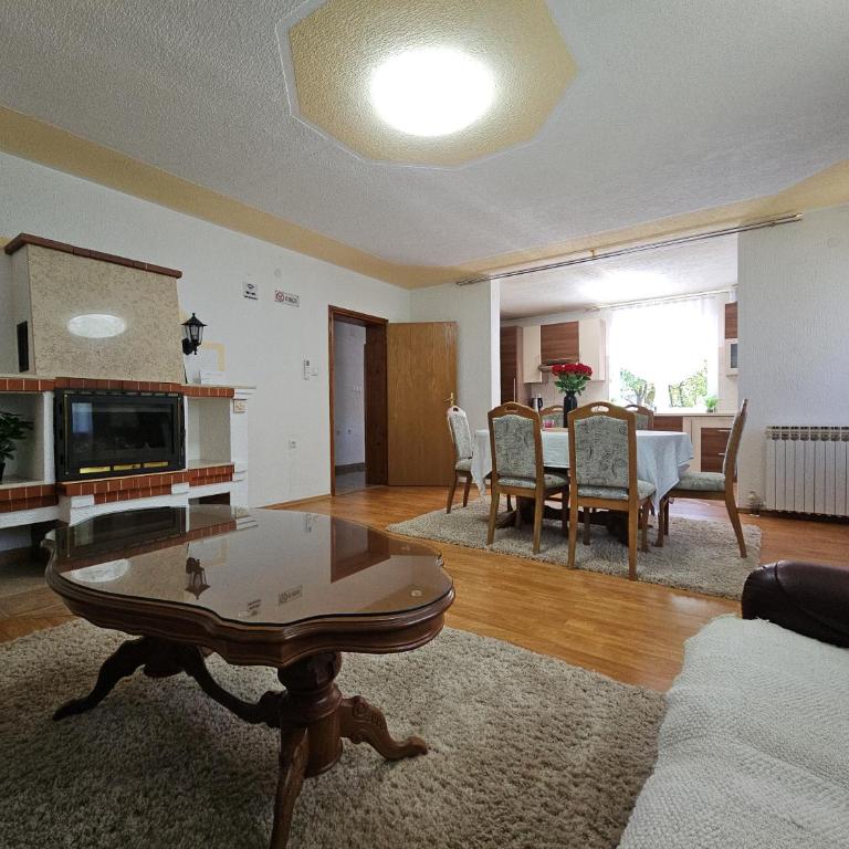 Villa Aylin - Villa - Vue sur Jardin - 81