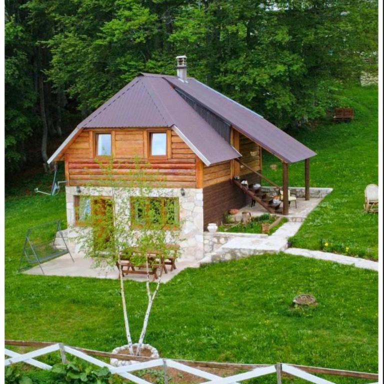 Brvnara Iskra Smrcevo brdo - Three-Bedroom Chalet - 1