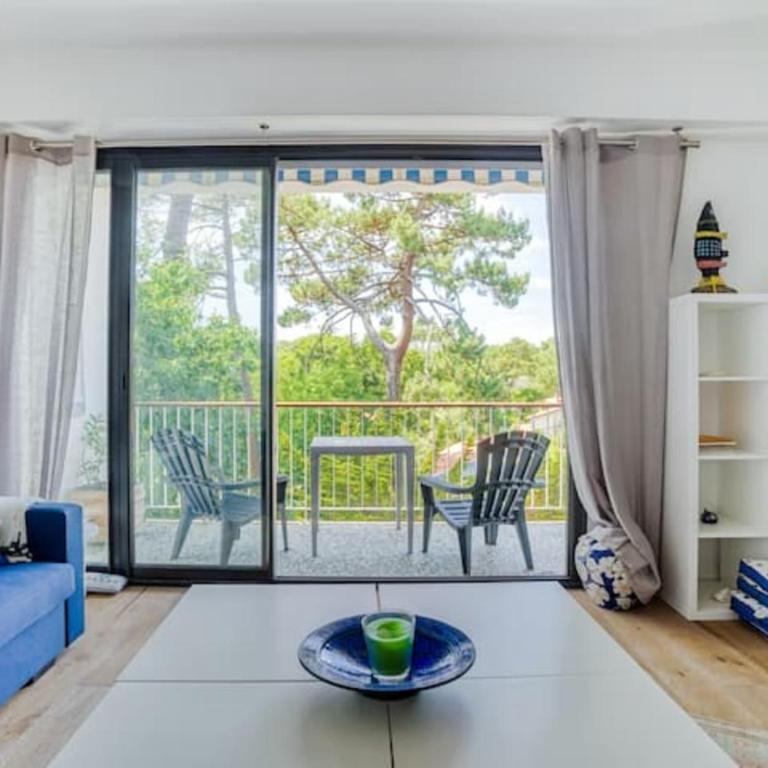 Apartment with balcony and parking near the beach - Apartment - 3