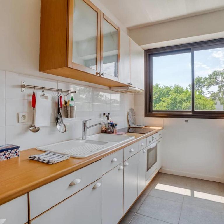 Apartment with balcony and parking near the beach - Apartment - 8