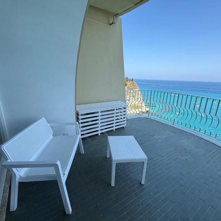 Appartamento panoramico sull'Affaccio Raf Vallone - Maison 2 Chambres - 26