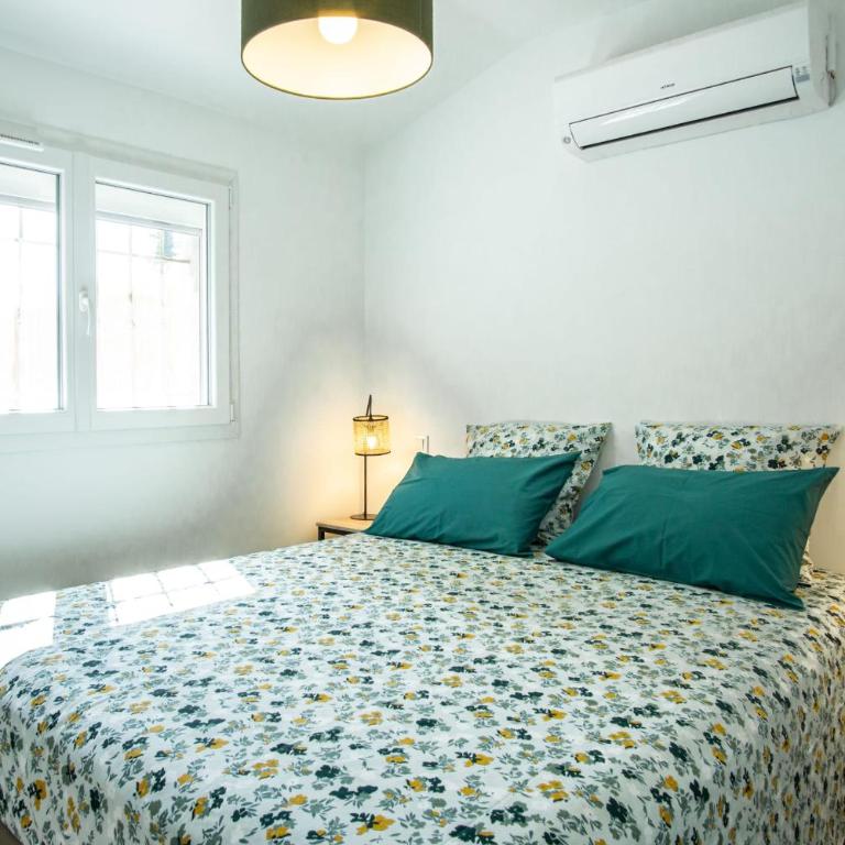 Christine's Cabanon - Vacation Home - 13