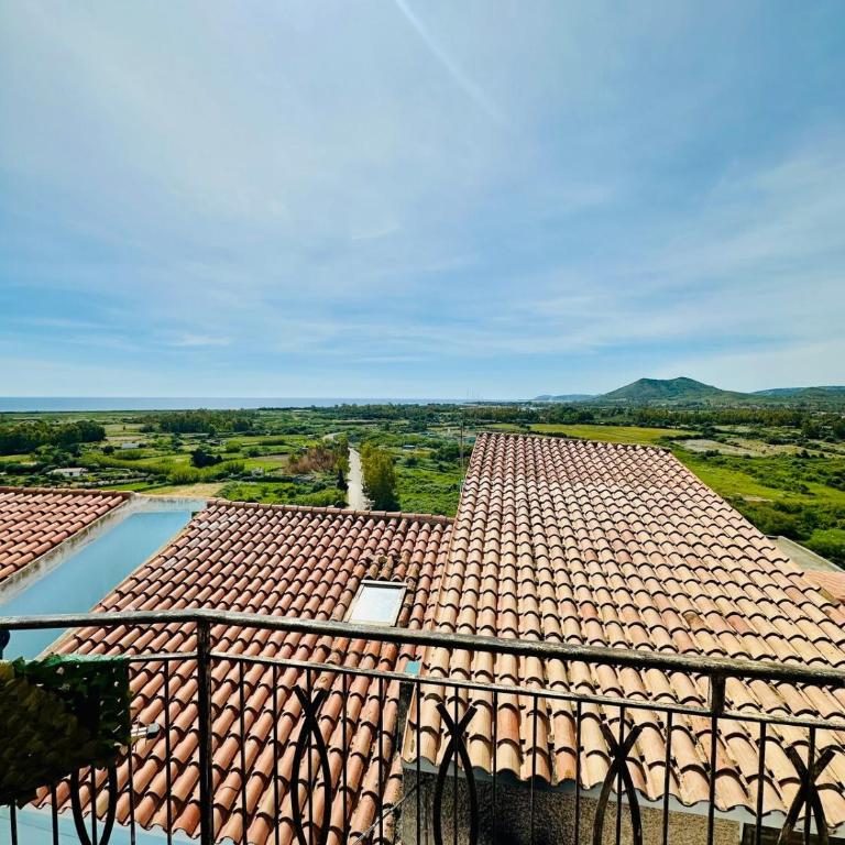 Pasendi - Two-Bedroom House - 24