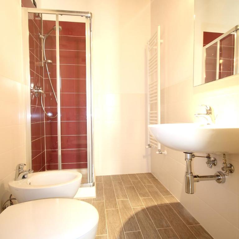 Bargello Guest House - Double Room with Private External Bathroom - 11