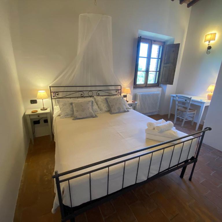 Podere Casanuova - Two-Bedroom Apartment - 13