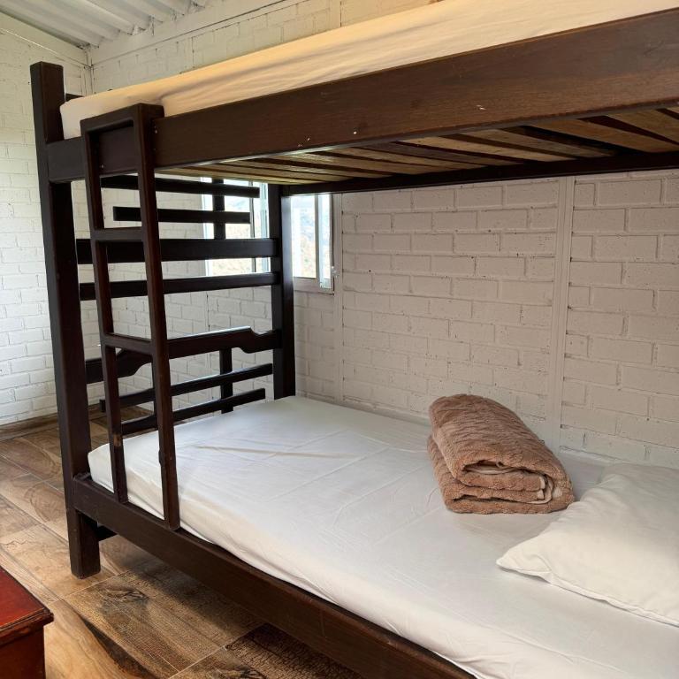 Cabaña entre Cafetales - Two-Bedroom Chalet - 4