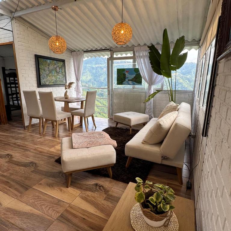 Cabaña entre Cafetales - Two-Bedroom Chalet - 6