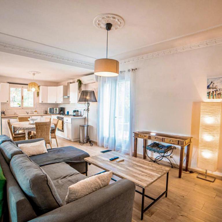 Amazing Home In Fréjus - Casa Unifamiliar de 3 dormitorios - 1