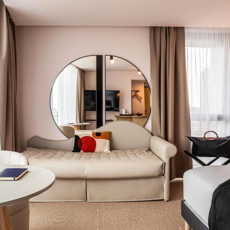 Mercure Dunkerque Centre Gare - Chambre Classique avec 1 Lit Double et 1 Canapé-Lit - 1