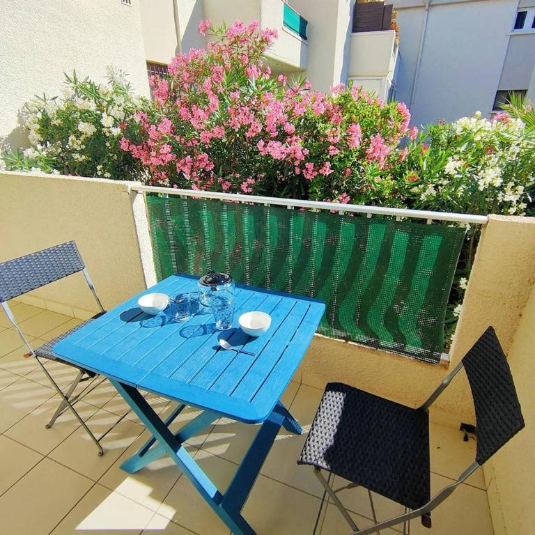 T2 lumineux avec climatisation et parking à 500m plage - FR-1-696-33 - Apartment - 16