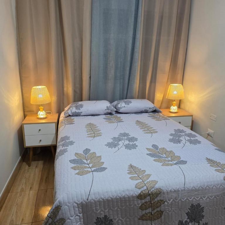 Family Home, Cozy, Huanuco Center - Three-Bedroom Apartment - 4