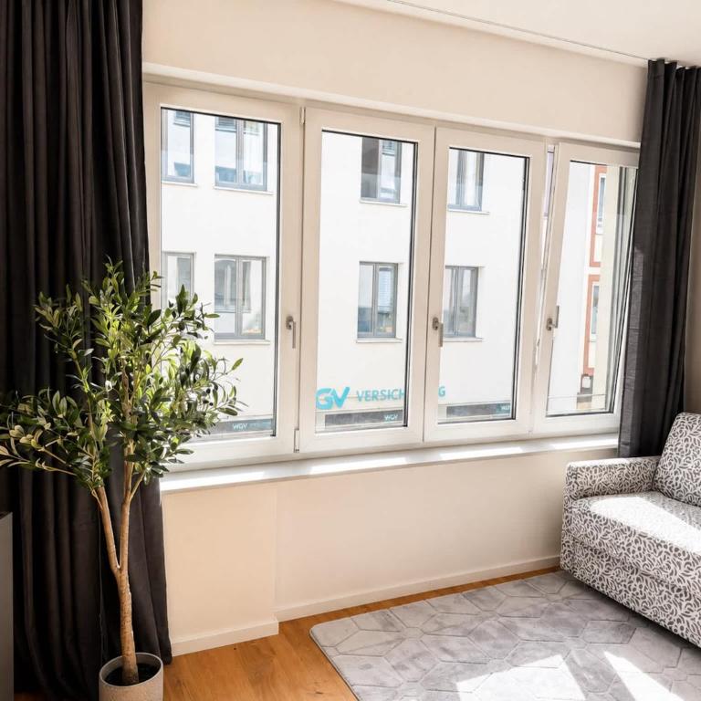 GoldenKey-Suites - Luxury Suite 'Fuggerei' - At Rathausplatz in the Heart of Augsburg - New in 2026 - Air-Conditioned - Appartamento - 17