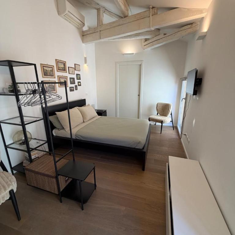 Vista sul Campanile di San Pietro- Rooms di design - Deluxe Zimmer (2 Erwachsene & 1 Kind) - 14