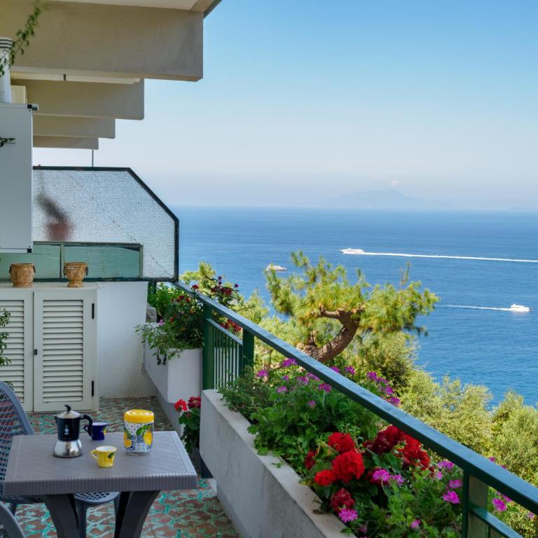 Vervece Apartment - Panoramic, Spacious with Seaview - Apartment mit 3 Schlafzimmern - 2
