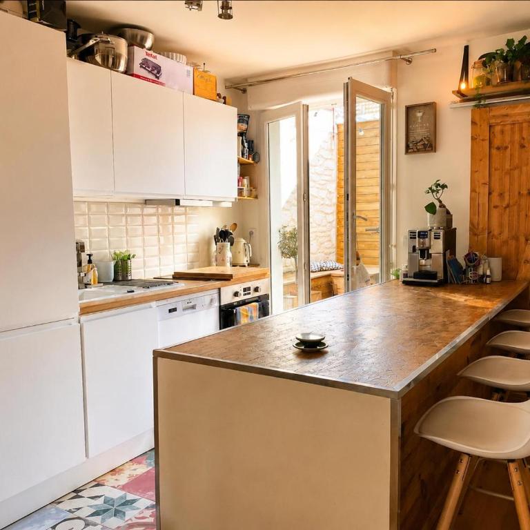 T2 Reims Gare Centre - parking et terrasse Cosy - Apartamento de 1 dormitorio - 2