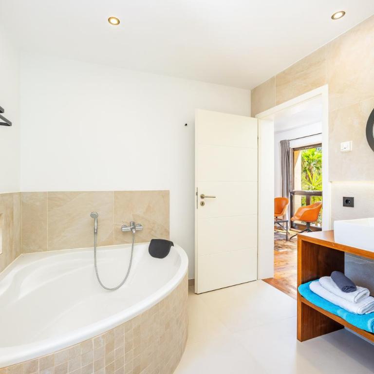 The Rooms No.8 Luxus Finca Es Reco - Villa - Vue sur Jardin - 32