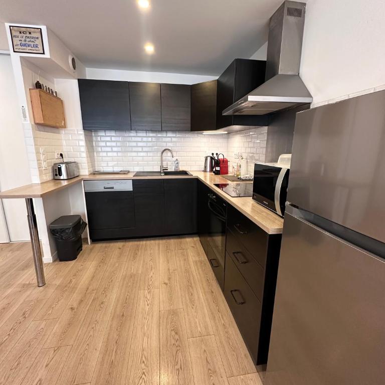 LE DOUILLET - Parking gratuit - Centre ville - Appartement 2 Chambres - 7