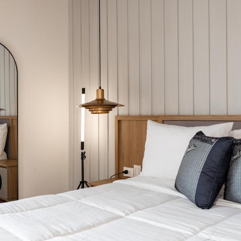 Be Live - One-Bedroom Apartment - 35