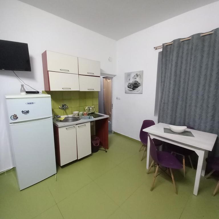 Sky Apartments Petrovac - One-Bedroom Apartment - 6